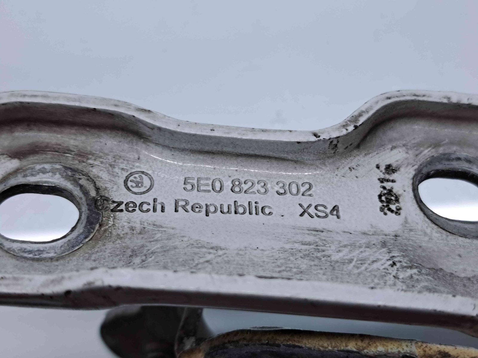 Set balamale capota Skoda Octavia 3 Combi (5E5) [Fabr 2012-prezent] 5E0823302 / 5E0823301 - imagine 4