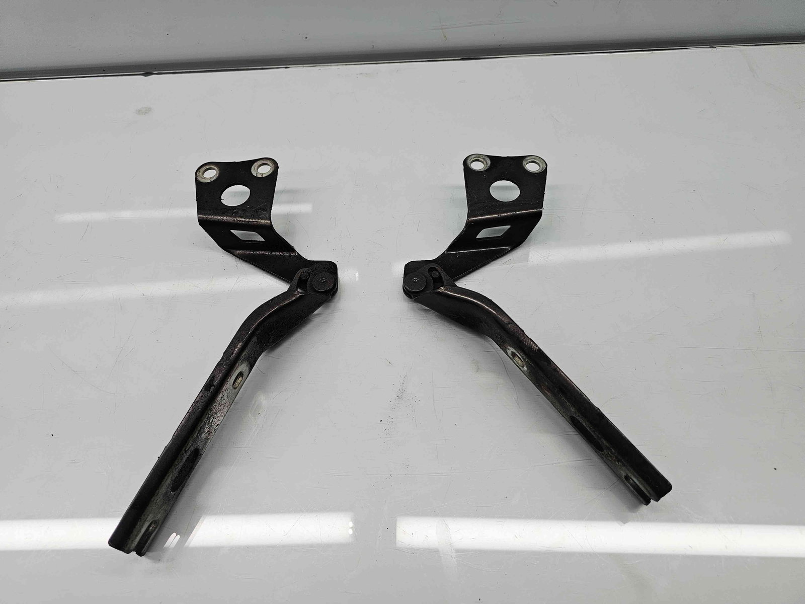 Set balamale capota Skoda Yeti (5L) [Fabr 2009-2020] LF8N - imagine 2