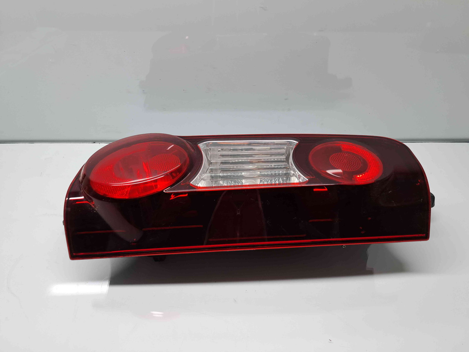 Stop aripa dreapta Peugeot Partner (II) [Fabr 2008-2018] 9680607880 - imagine 1