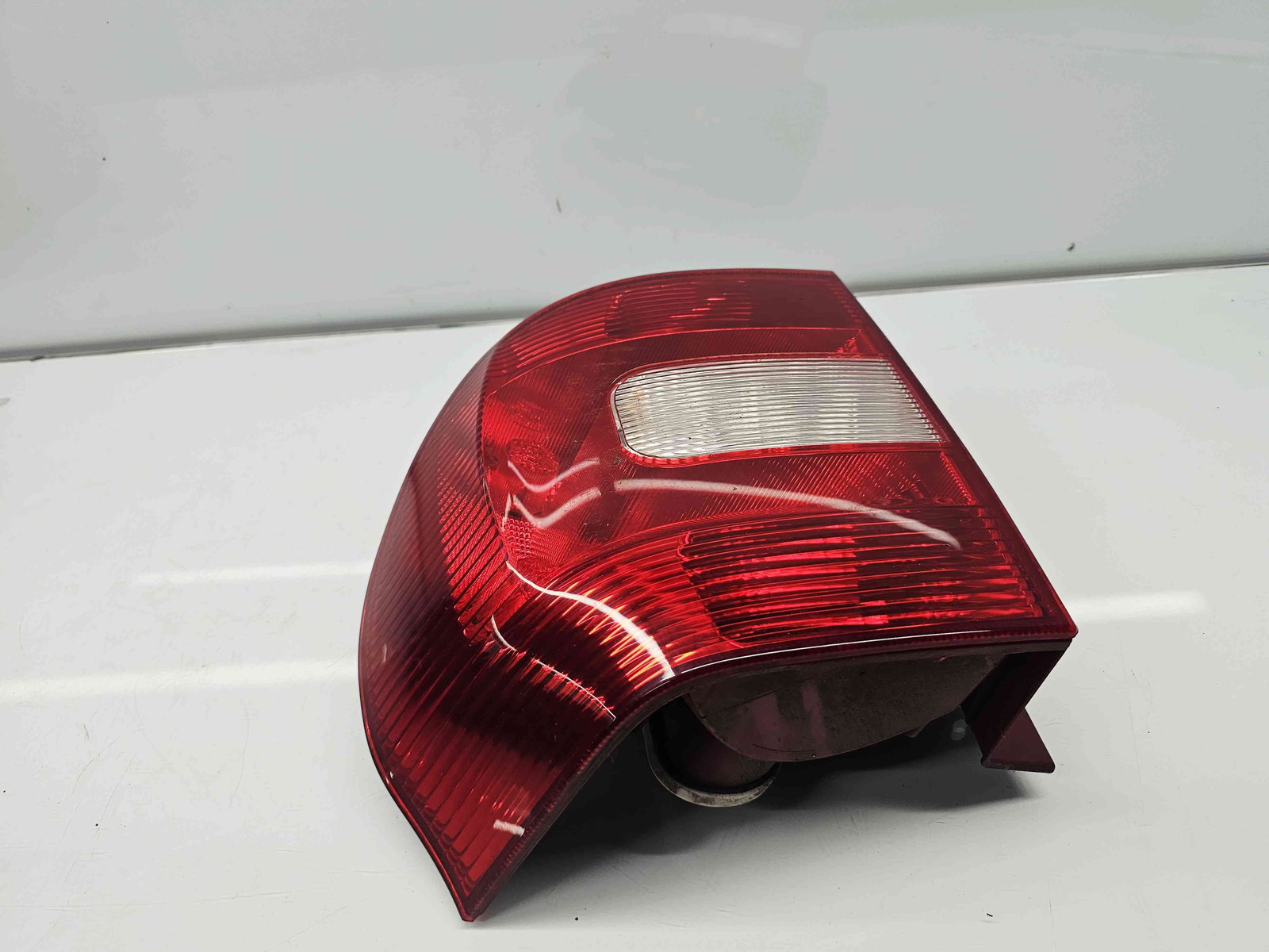 Stop aripa dreapta Skoda Yeti (5L) [Fabr 2009-2020] 5L0945112B - imagine 3