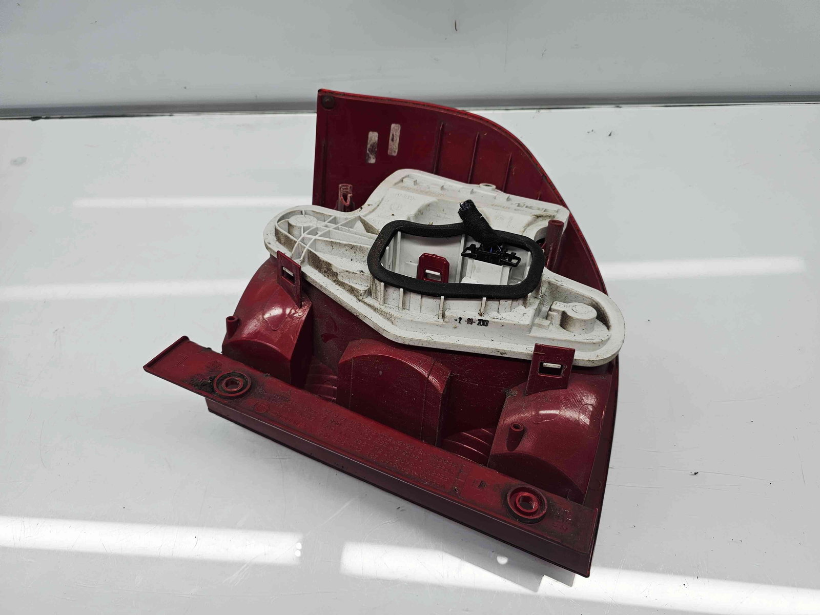 Stop aripa stanga Skoda Yeti (5L) [Fabr 2009-2020] 5L0945111B - imagine 3