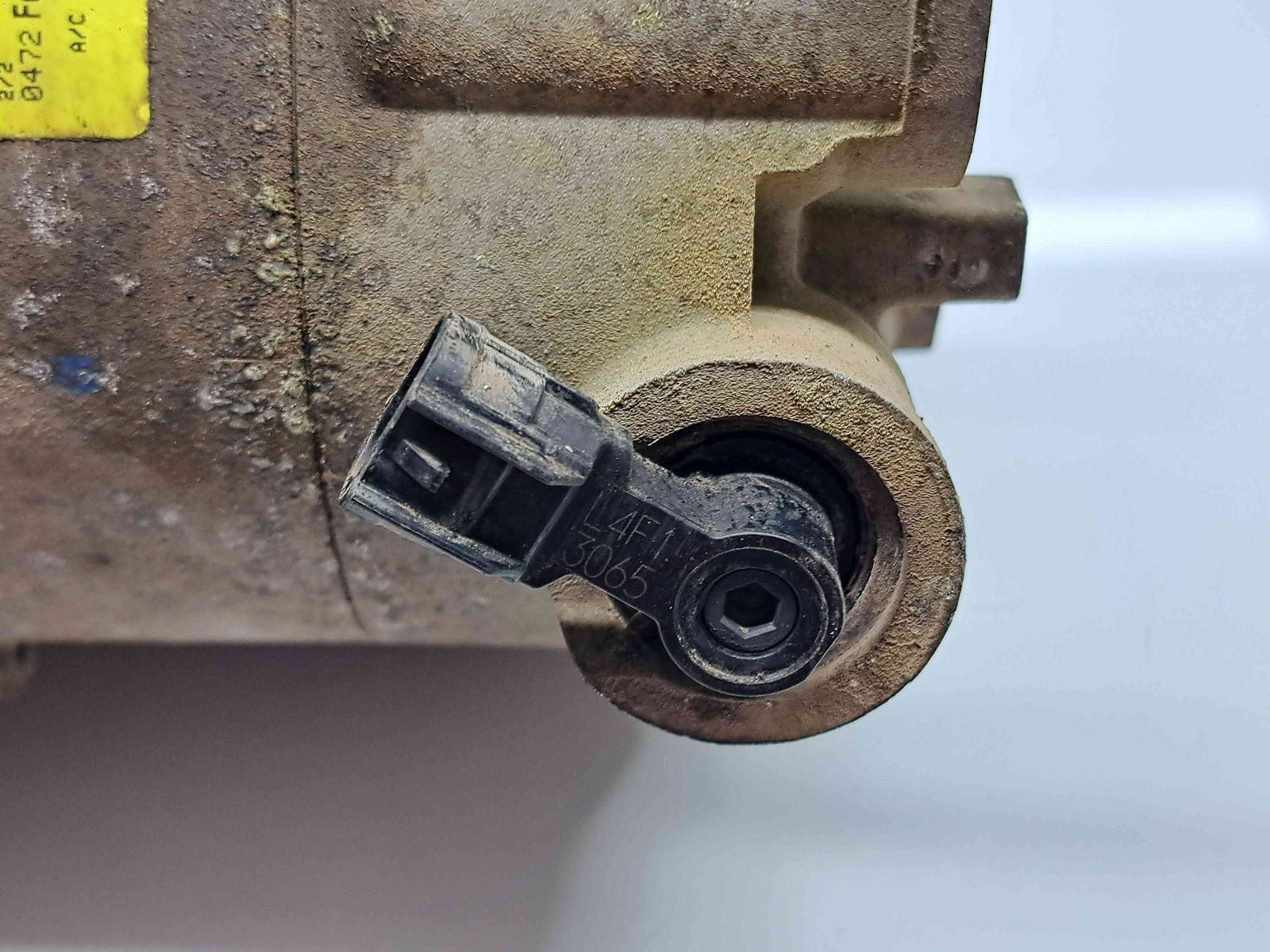 Compresor clima Ford B-Max [Fabr 2012-2017] C1B1-19D629-AE 1.0 Benz M1JE 74KW / 101CP - imagine 5