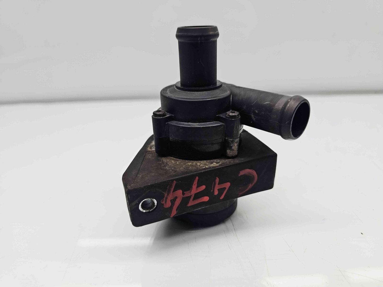 Pompa recirculare apa Volkswagen Tiguan (5N) [Fabr 2007-2016] 1K0965561F 1.4 TSI CAXA 90KW / 122CP - imagine 3