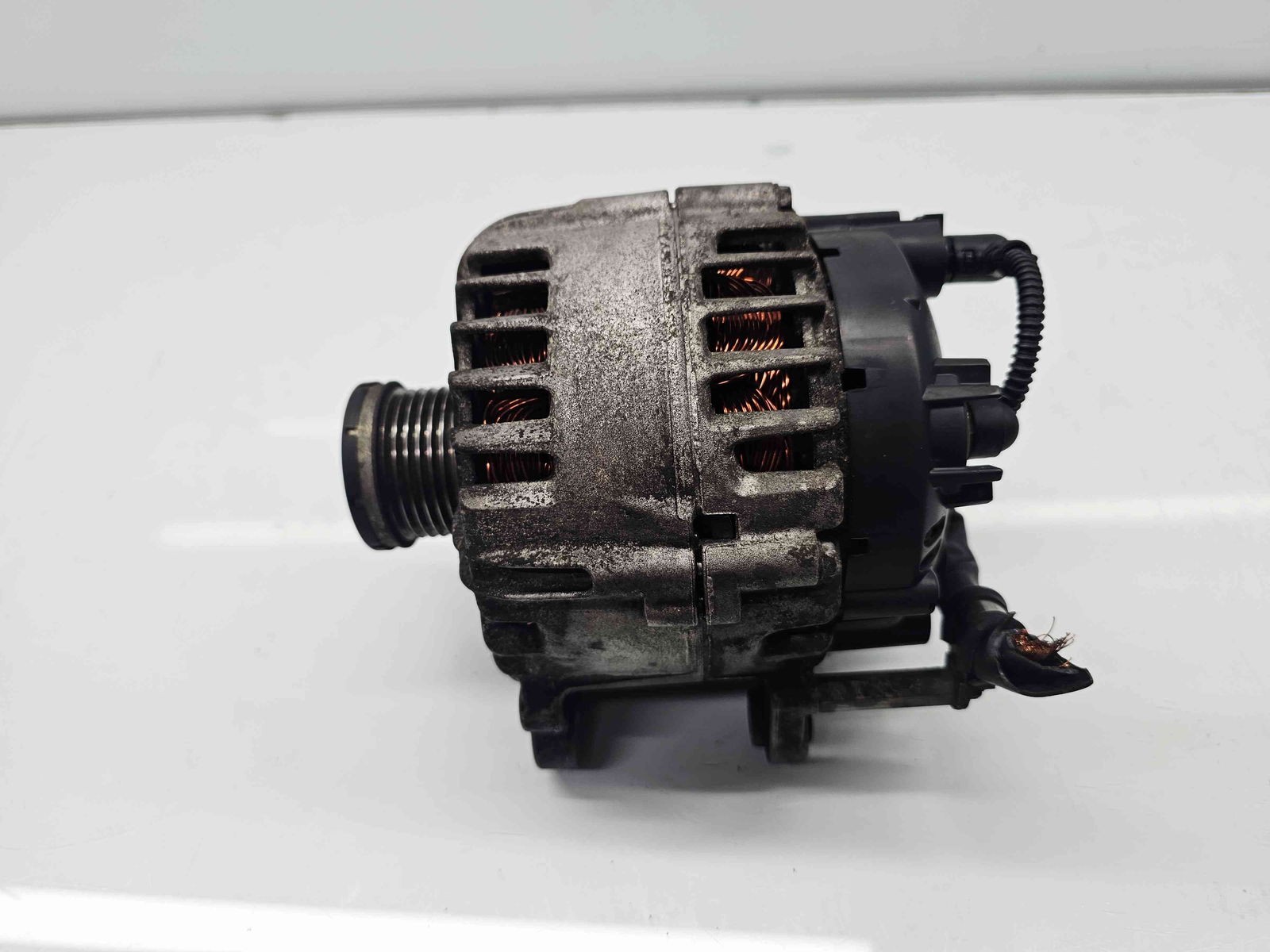 Alternator AUDI A3 (8P1) [Fabr 2003-2012] 03C903025D 1.4 TSI CAXA 90KW / 122CP - imagine 1