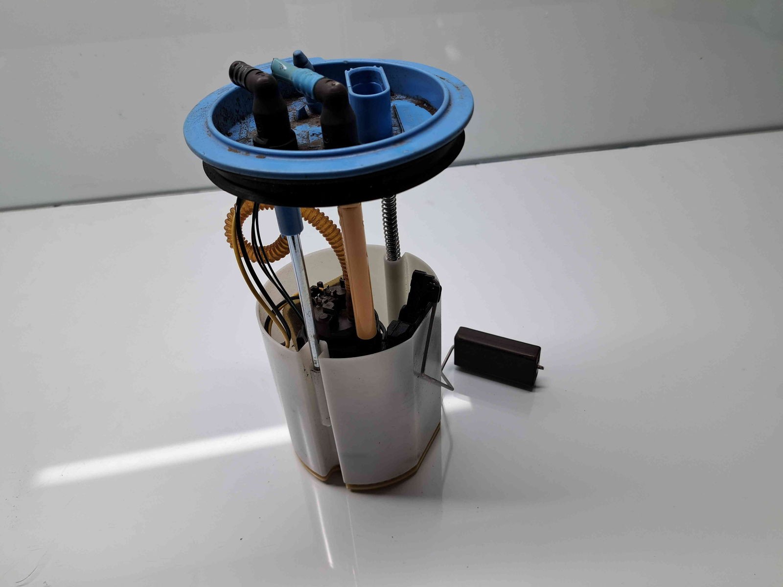 Pompa combustibil Seat Leon (1P1) [Fabr 2005-2011] 1k0919051cl 1.4 TSI CAXA 90KW / 122CP - imagine 3