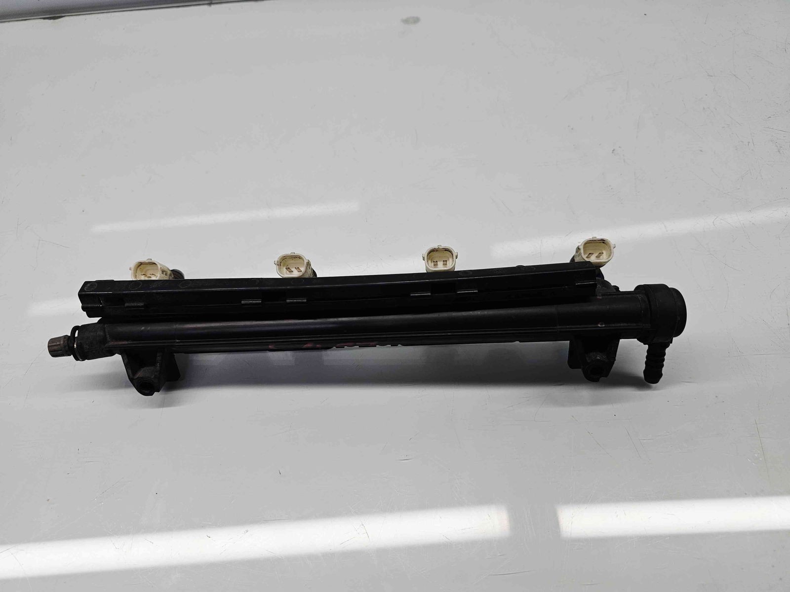 Rampa injectoare Volkswagen Golf 6 (5K1) [Fabr 2009-2013]036133320 1.4 Benz CGGB 63KW / 86CP - imagine 5