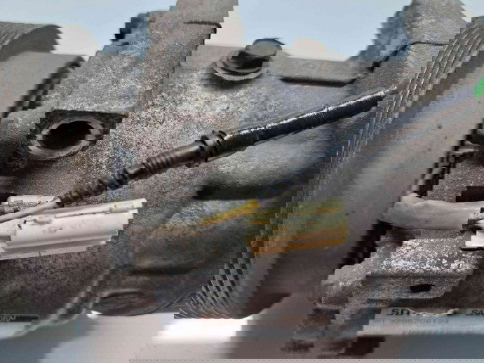 Compresor clima  Dacia Sandero [Fabr 2008-2012] 926000097R 1.6 B K4M-F6 77KW / 105CP