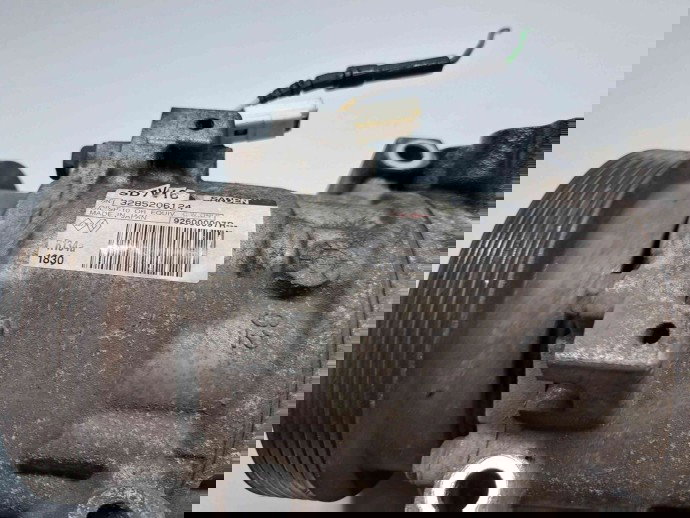 Compresor clima  Dacia Sandero [Fabr 2008-2012] 926000097R 1.6 B K4M-F6 77KW / 105CP