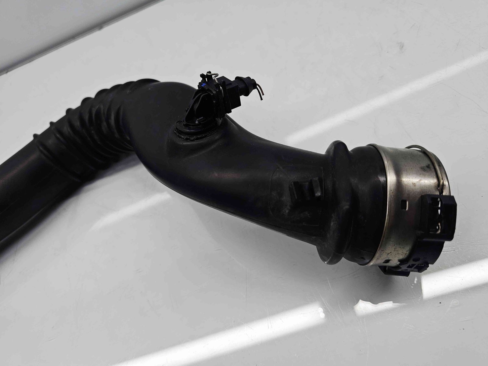 Tub intercooler Bmw 1 (E81, E87) [Fabr 2004-2010] 7797483 2.0 N47D20 105KW / 143CP - imagine 2