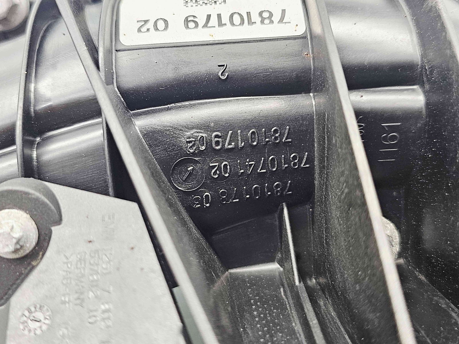 Galerie admisie Bmw 1 (E81, E87) [Fabr 2004-2010] 7810179 2.0 N47D20 105KW / 143CP - imagine 3