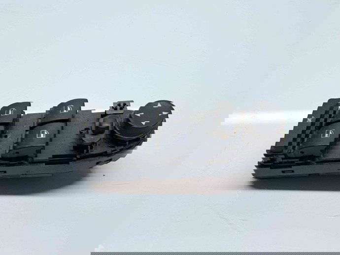  Butoane comanda geamuri sofer  Bmw 3 (E90) [Fabr 2005-2011] 9216047-04