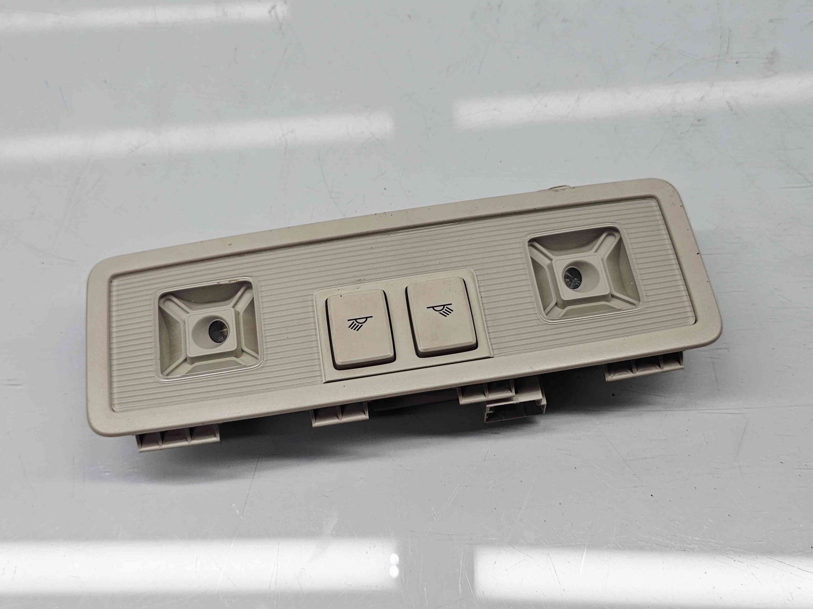 Plafoniera spate Volkswagen Golf 7 (5G) [Fabr 2014-prezent] 5G0947291K - imagine 1