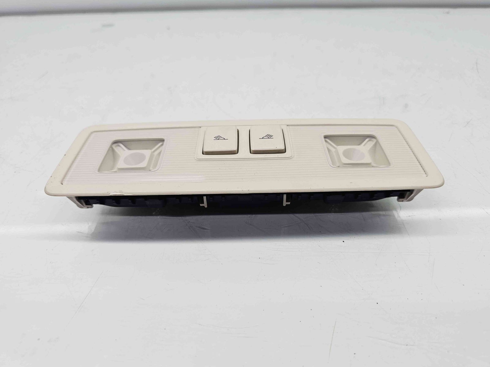 Plafoniera spate Volkswagen Golf 7 (5G) [Fabr 2014-prezent] 5G0947291K - imagine 5