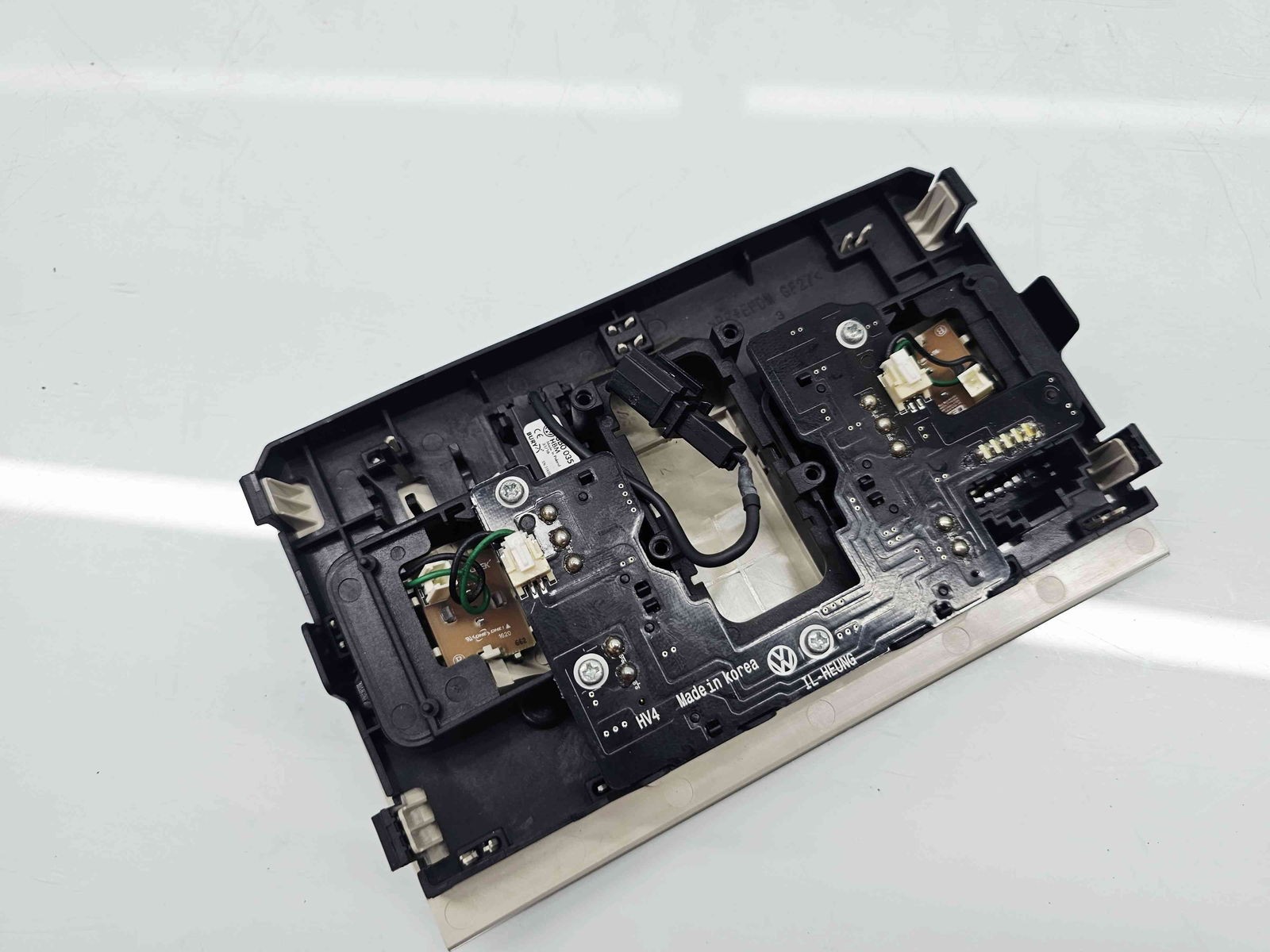 Plafoniera fata Volkswagen Golf 7 (5G) [Fabr 2014-prezent] 5TA947105B - imagine 2