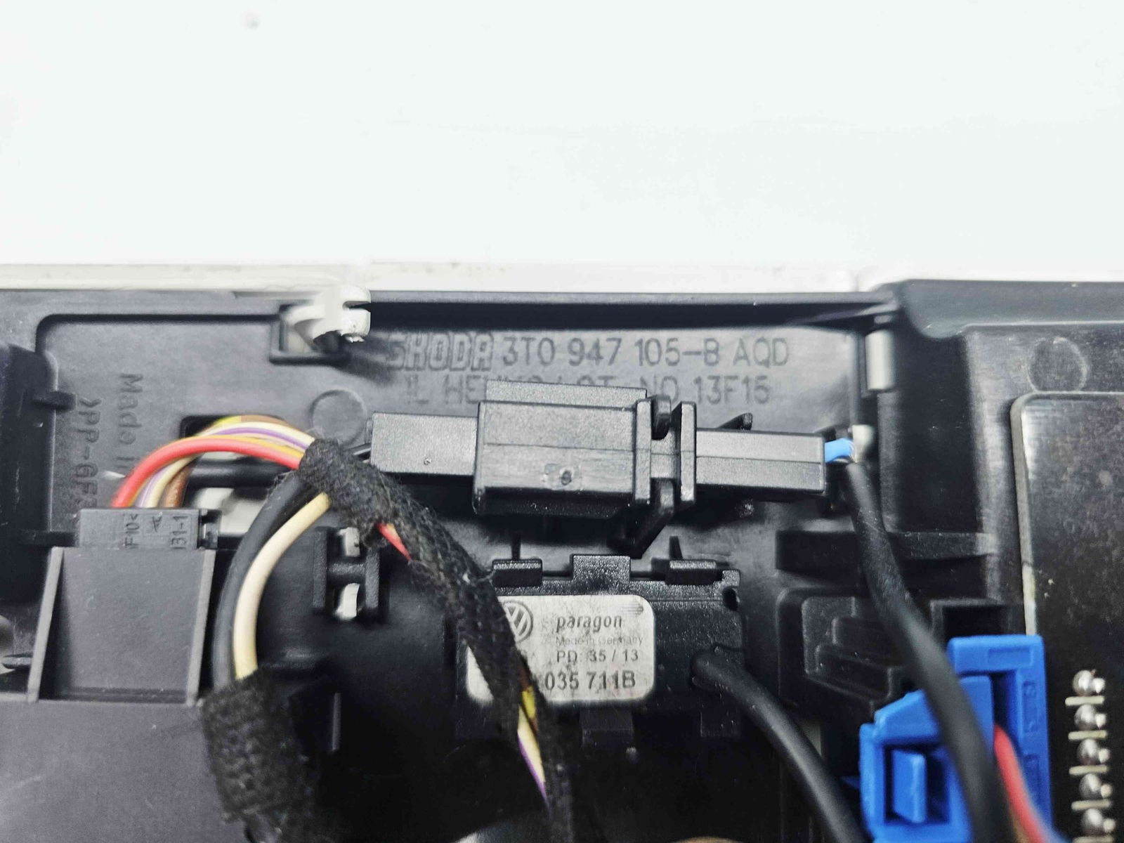 Plafoniera fata Skoda Superb II (3T4) [Fabr 2008-2015] 3T0947105B - imagine 2