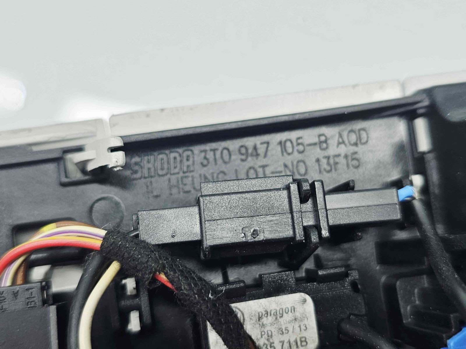 Plafoniera fata Skoda Superb II (3T4) [Fabr 2008-2015] 3T0947105B - imagine 3