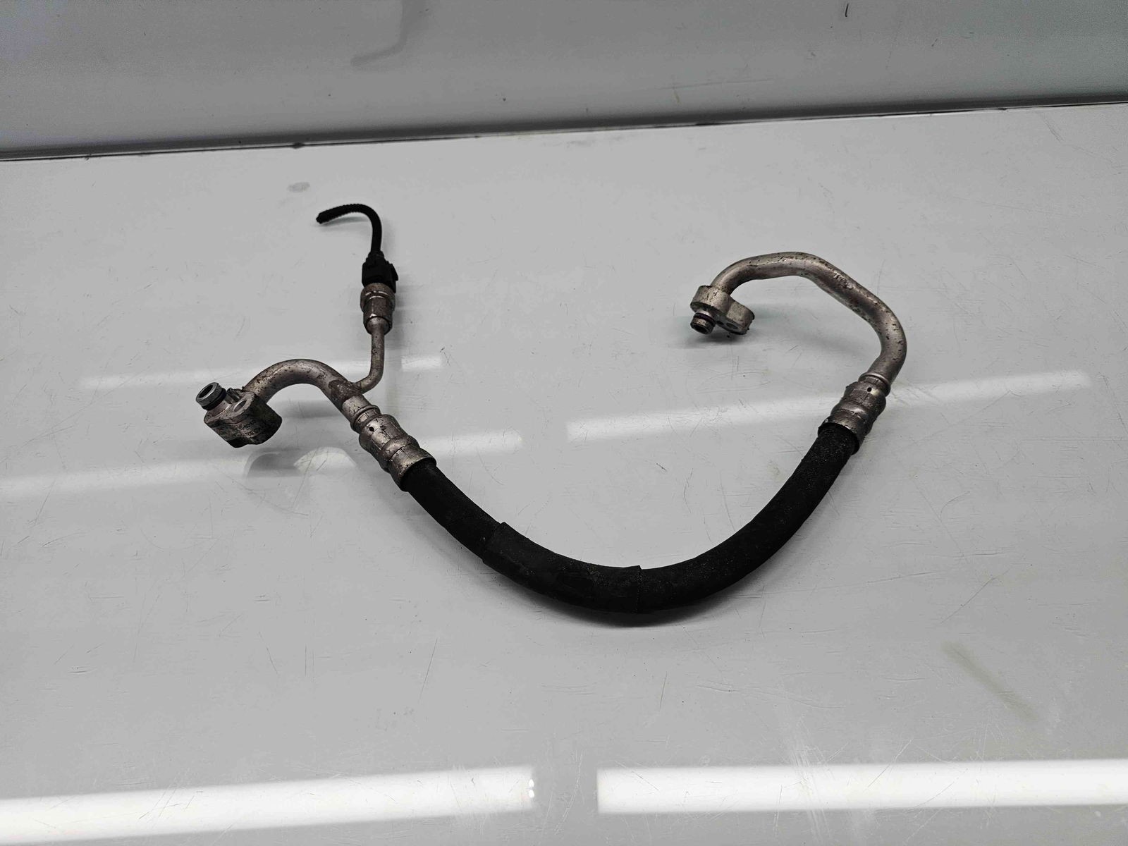 Conducta AC Volkswagen Tiguan (5N) [Fabr 2007-2016] 1K0820721CA 2.0 TDI CFHA 81KW / 110CP - imagine 1