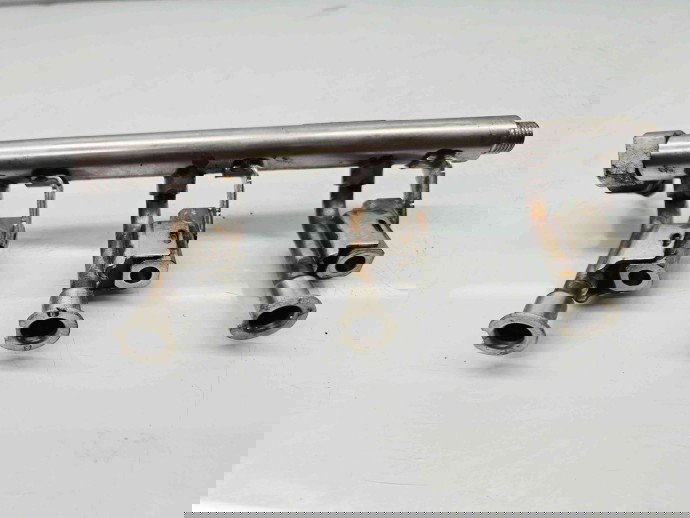 Rampa injectoare  Ford Fiesta 8 [Fabr 2017-2025] DM5G-9H487-AC 1.0 Benz M1DA 92KW / 125CP