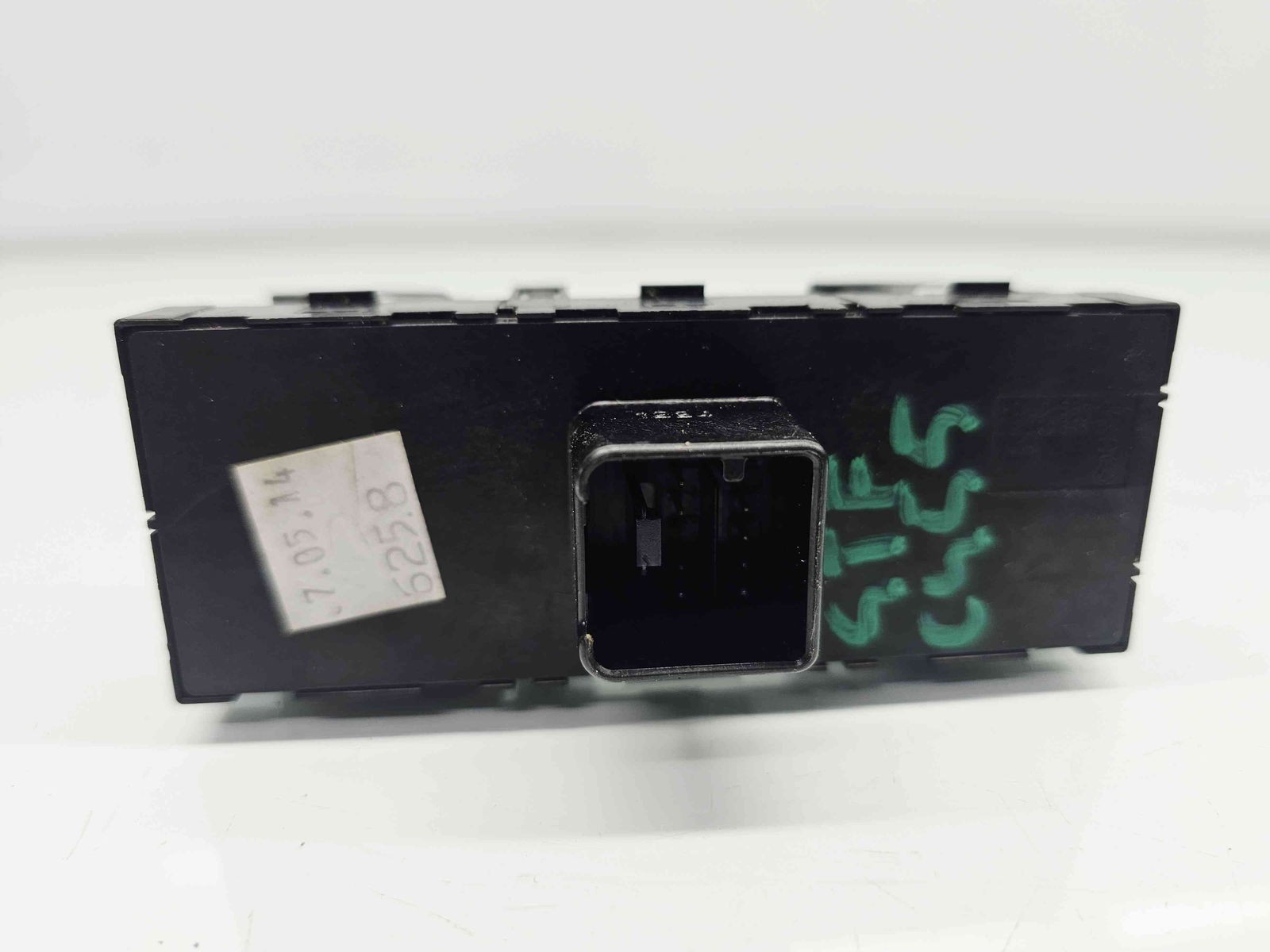 Butoane comanda geamuri sofer Volkswagen Golf 6 (5K1) [Fabr 2009-2013] 1K4959857B - imagine 3