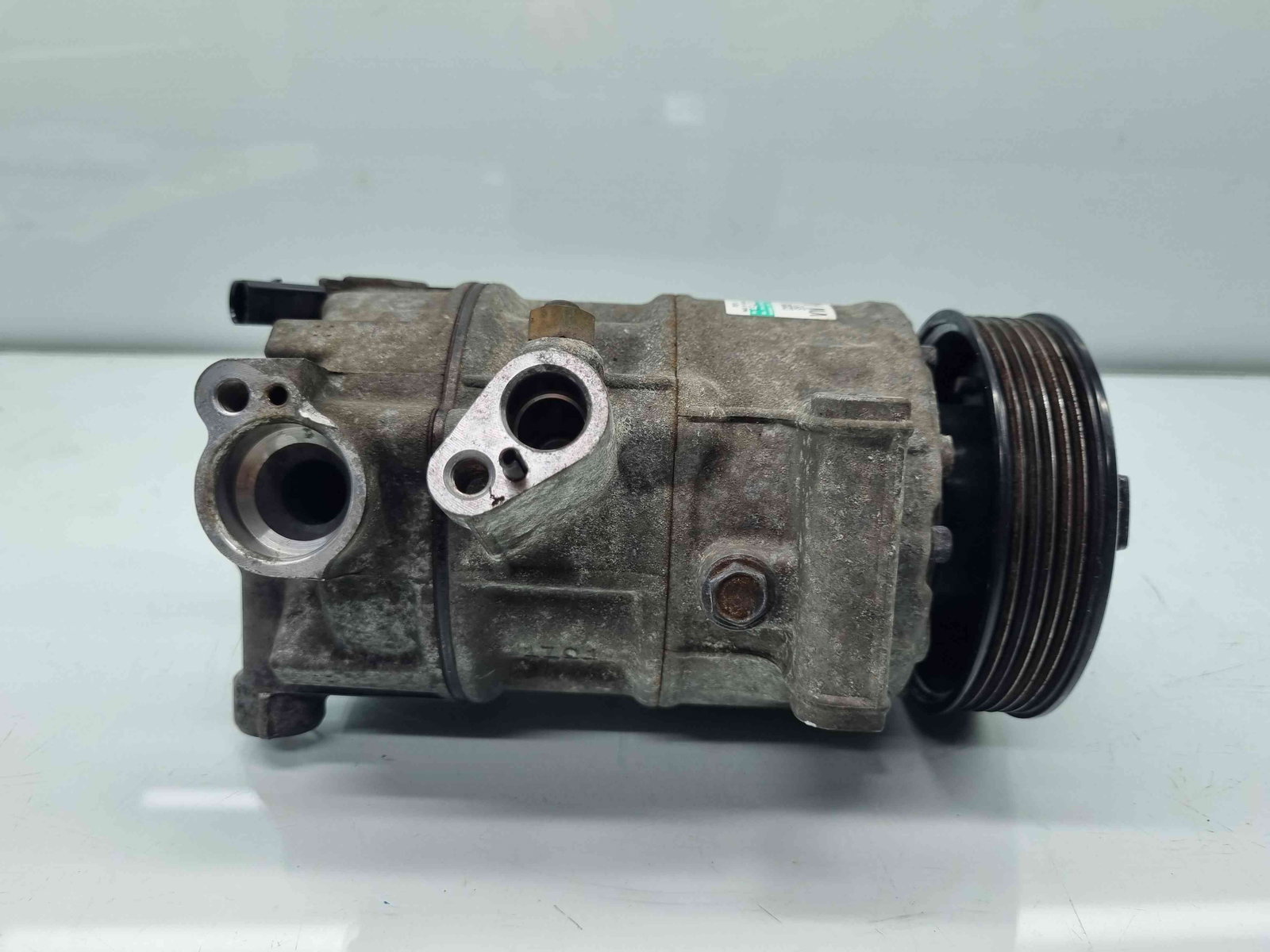 Compresor clima Volkswagen Tiguan (5N) [Fabr 2007-2016] 5N0820803 2.0 TDI CBAB 103KW / 140CP - imagine 1