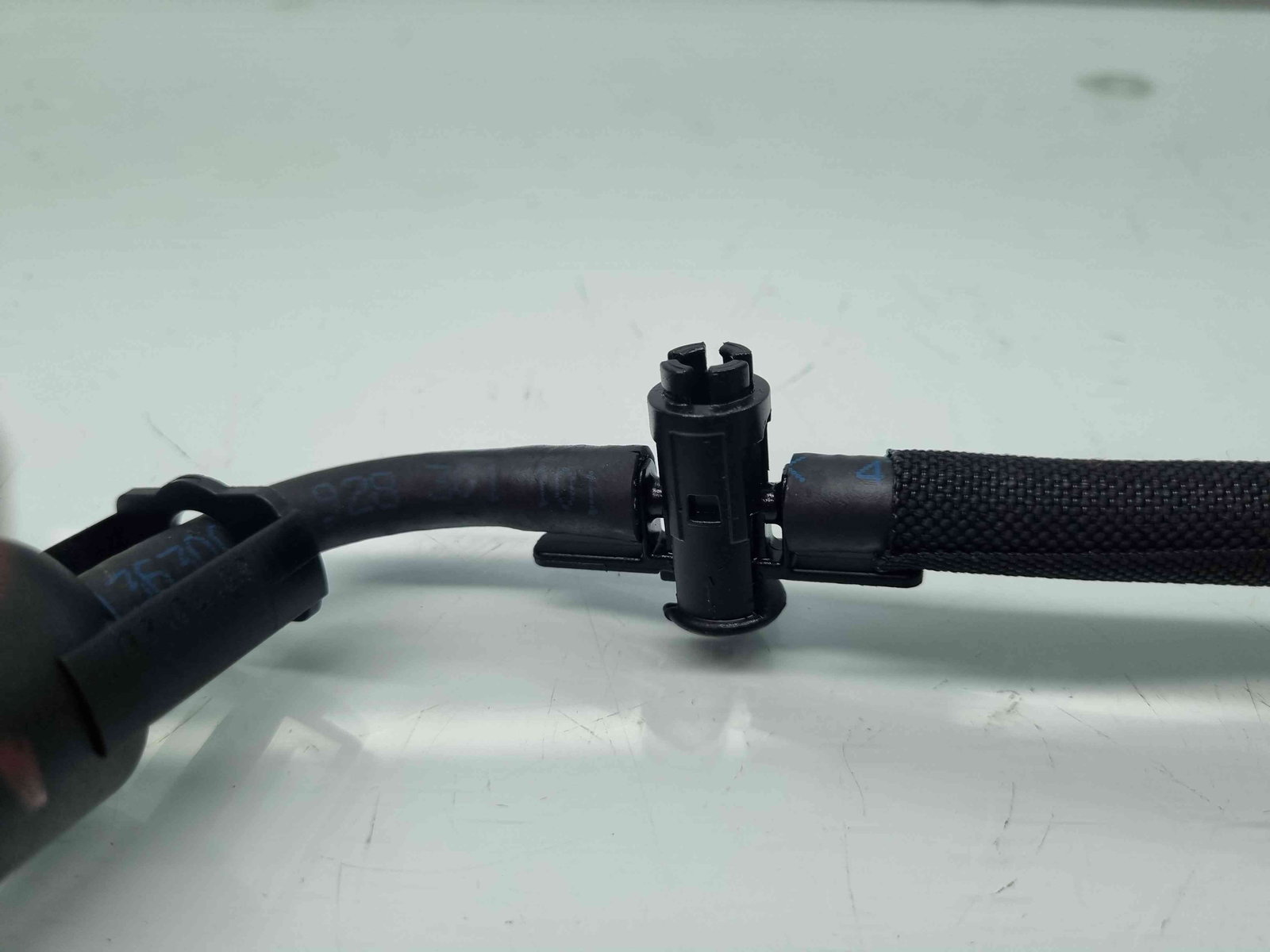 Conducta retur injectoare Volkswagen Tiguan (5N) [Fabr 2007-2016] OEM 2.0 TDI CBAB 103KW / 140CP - imagine 5