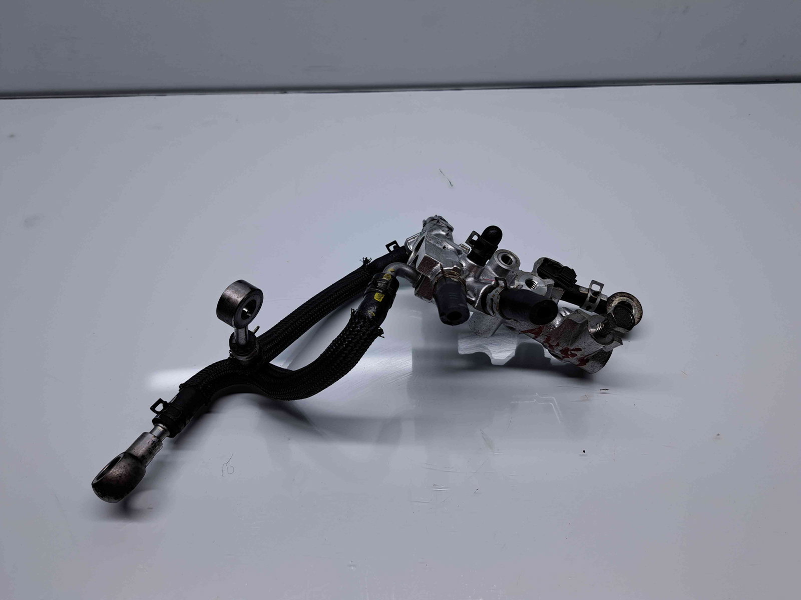 Distribuitor motorina MAZDA CX-5 (KE) [Fabr 2011-2016] SH011327X 2.2 SKYACTIV-D1 110KW / 150CP - imagine 1