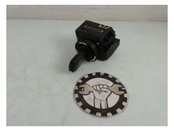 Contact cu cheie Mercedes CLS 350 3.0 CDI A2115452508 2004-2011
