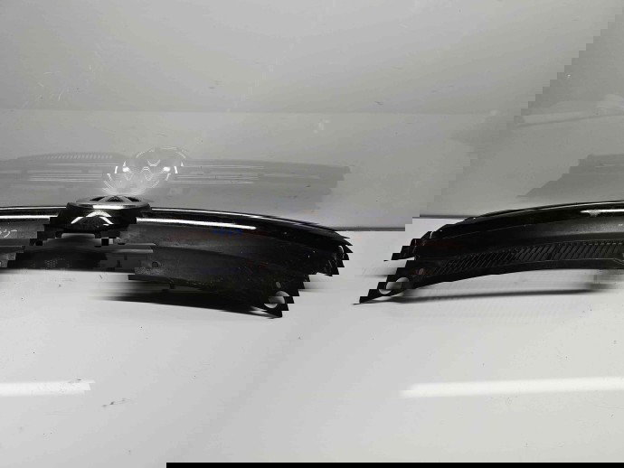 Grila bara fata Volkswagen Golf 6 (5K1) [Fabr 2009-2013] 5K0853653