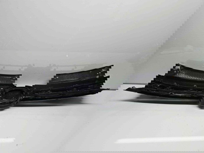 Grila bara fata Volkswagen Golf 6 (5K1) [Fabr 2009-2013] 5K0853653