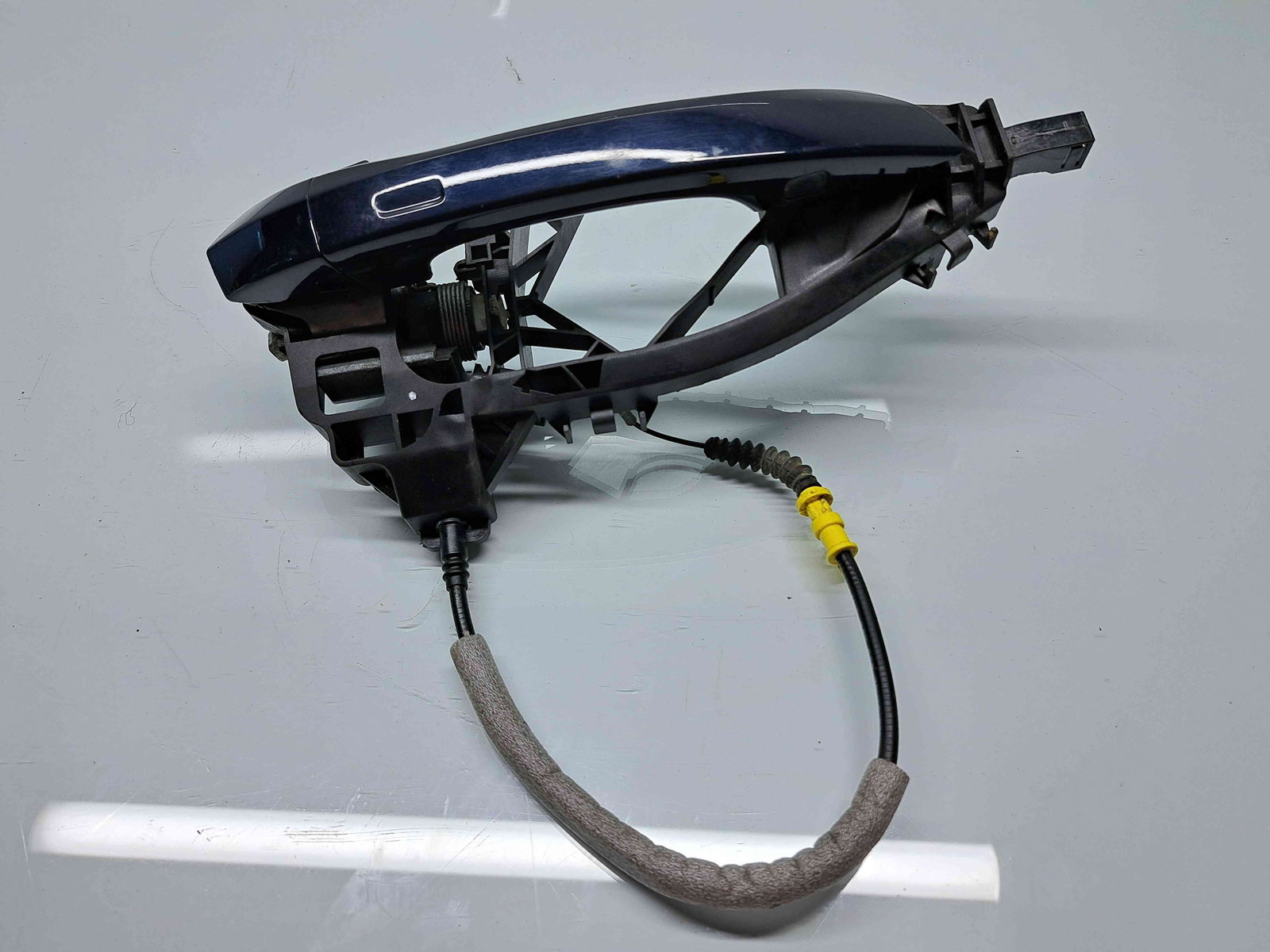 Maner usa dreapta fata Audi A6 (4A2, C8) S-line [Fabr 2018-2025] LX5B - imagine 2