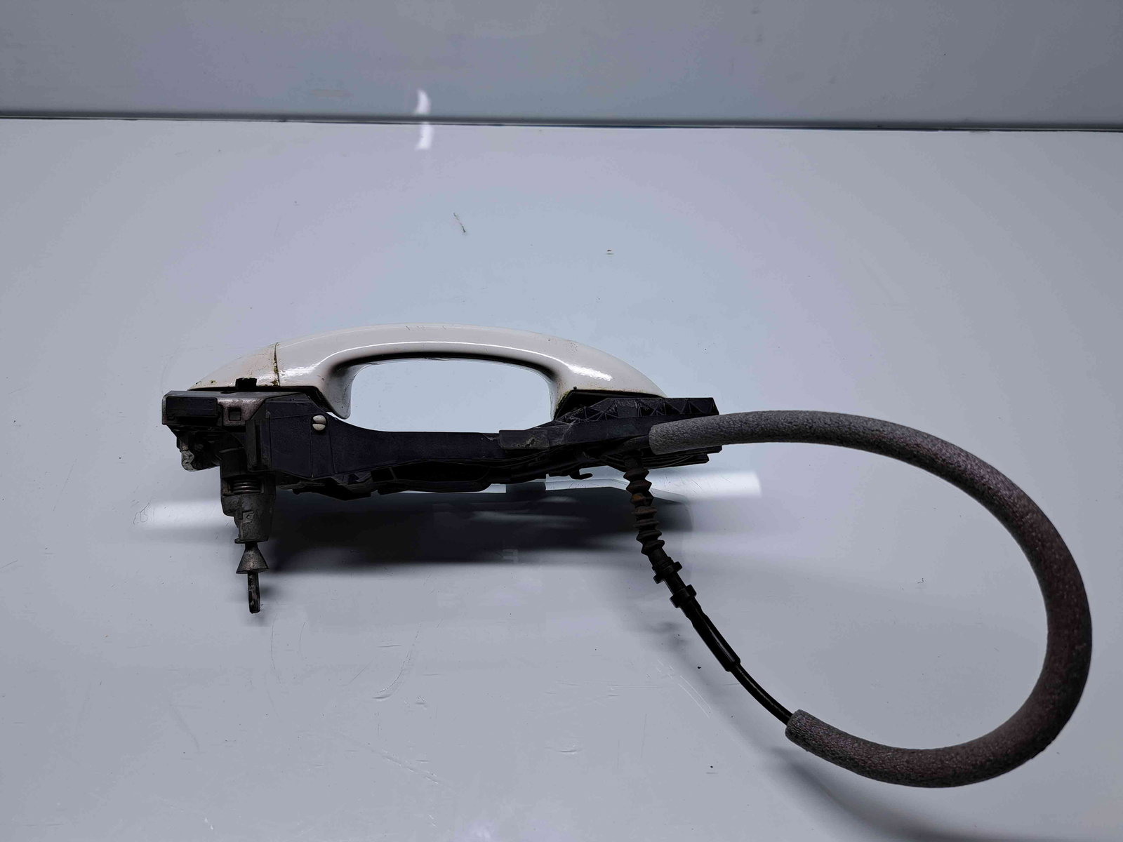 Maner usa dreapta fata Volkswagen Golf 6 (5K1) [Fabr 2009-2013] LB9A - imagine 2