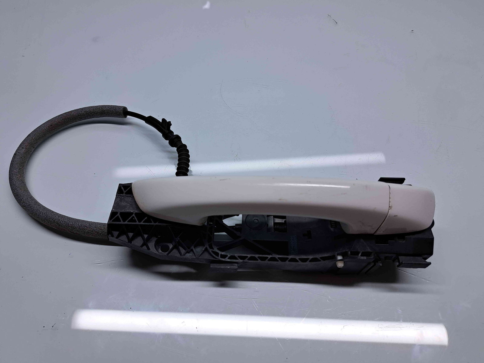 Maner usa stanga fata Volkswagen Golf 6 (5K1) [Fabr 2009-2013] LB9A - imagine 1