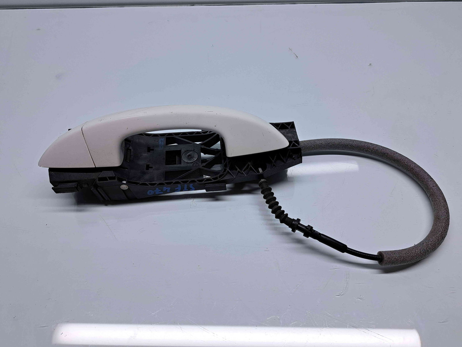 Maner usa stanga fata Volkswagen Golf 6 (5K1) [Fabr 2009-2013] LB9A - imagine 2