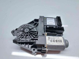 Motoras geam dreapta fata Volkswagen Golf 6 (5K1) [Fabr 2009-2013] 5K0959793 / 5K0959701B