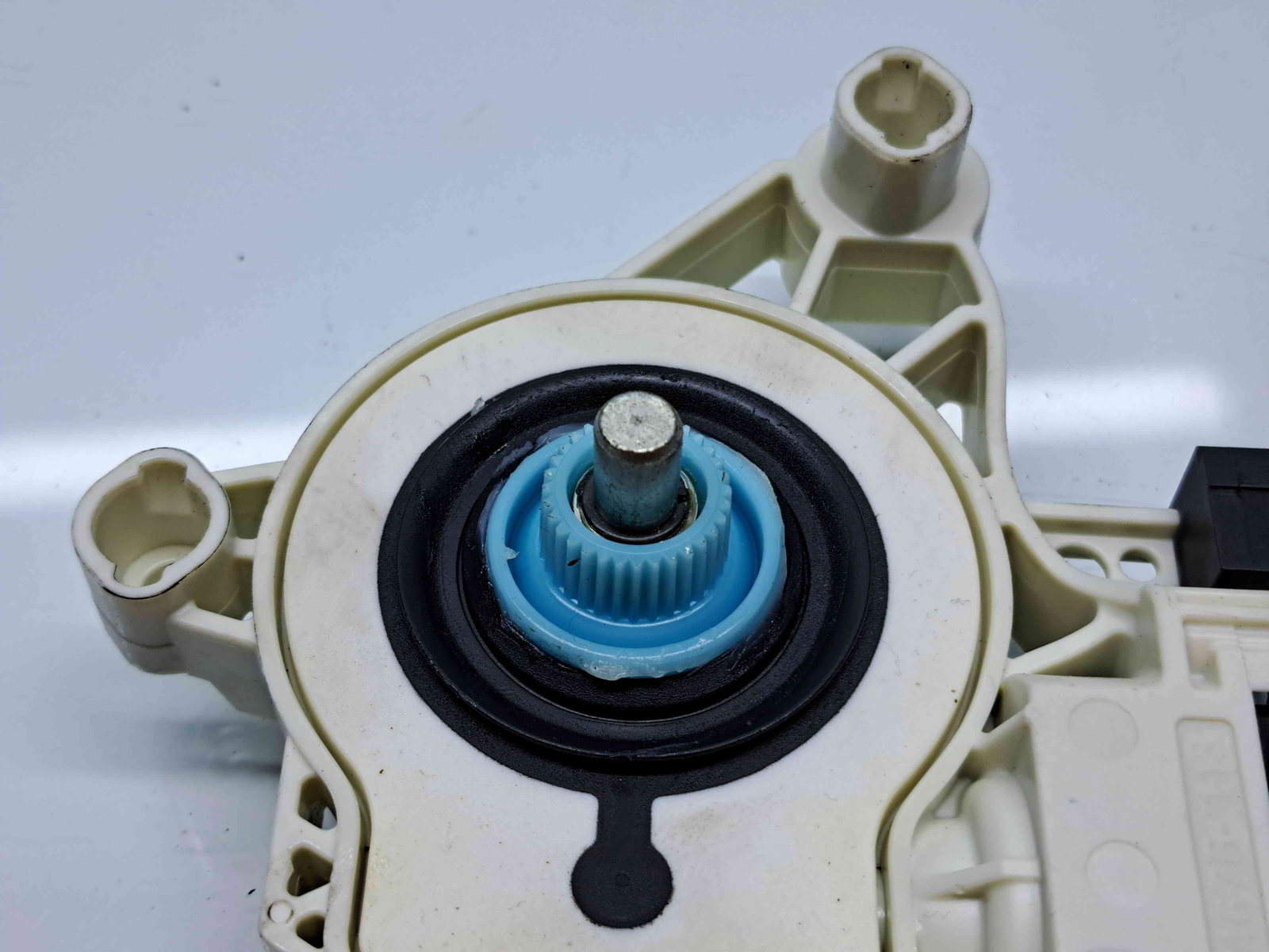 Motoras geam dreapta spate Audi A6 (4A2, C8) S-line [Fabr 2018-2025] 4K0959812 - imagine 2