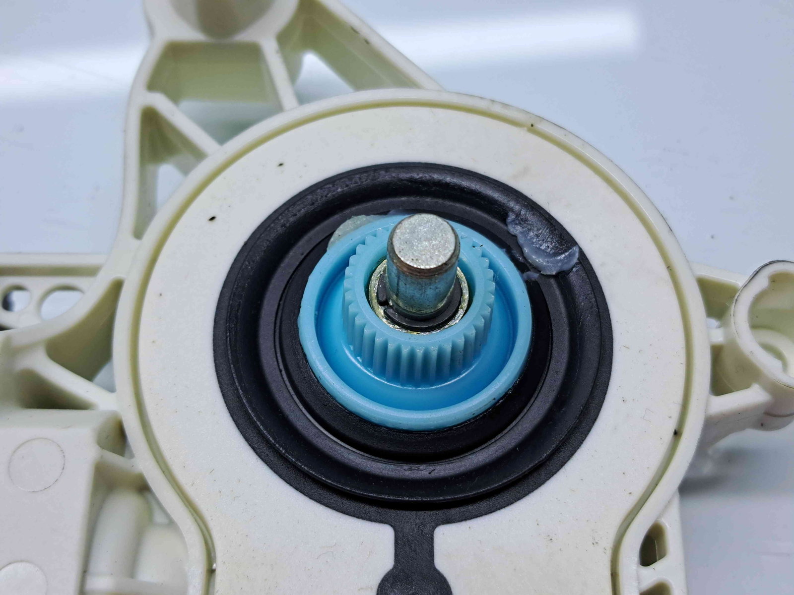 Motoras geam stanga spate Audi A6 (4A2, C8) S-line [Fabr 2018-2025] 4K0959811 - imagine 4