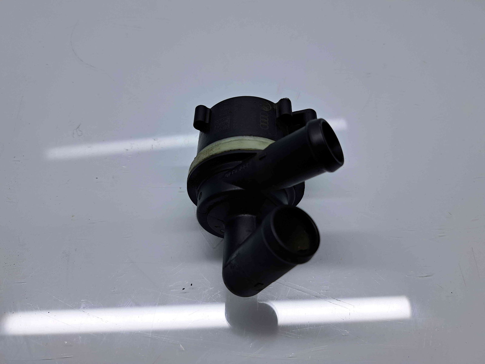 Pompa recirculare apa Skoda Superb II Combi (3T5) [Fabr 2009-2015] 5N0965561A 1.6 TDI CAYC 77KW / 105CP - imagine 3