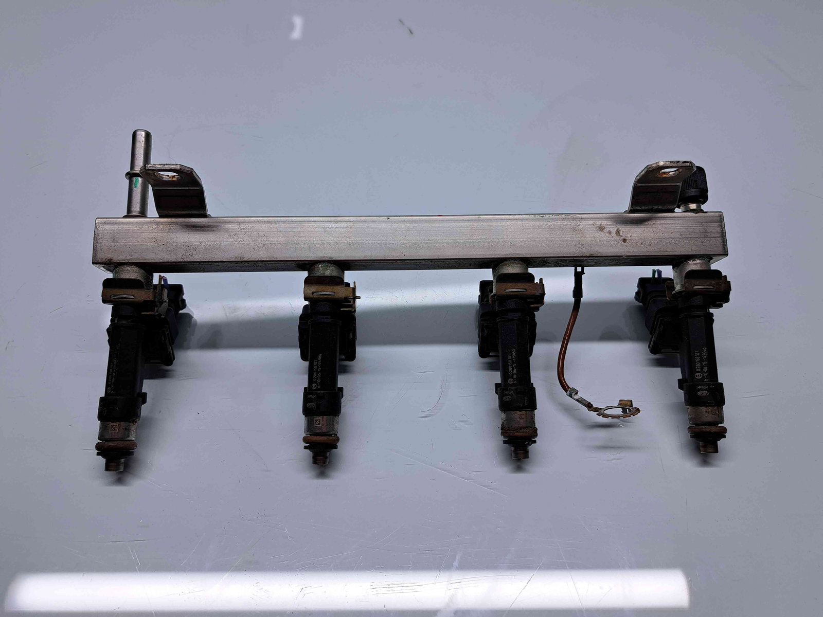 Rampa injectoare Opel Corsa E [Fabr 2014-prezent] OEM 1.4 Benz B14XEL 66KW / 90CP - imagine 1