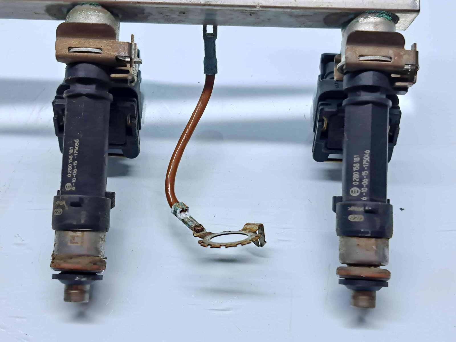 Rampa injectoare Opel Corsa E [Fabr 2014-prezent] OEM 1.4 Benz B14XEL 66KW / 90CP - imagine 2