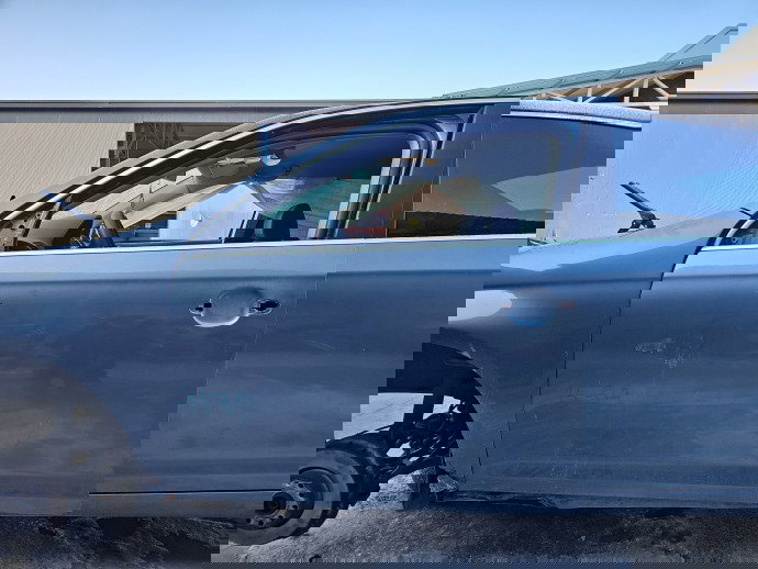 Usa stanga fata Volkswagen Jetta 3  (1K2) [Fabr 2005-2010] OEM