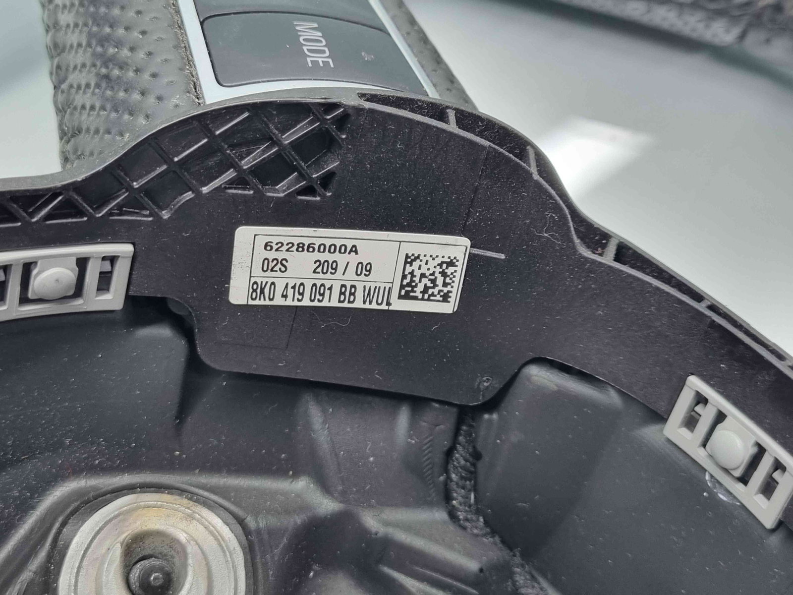 Volan Audi A4 (8K2, B8) [Fabr 2008-2015] 8K0419091BB - imagine 6