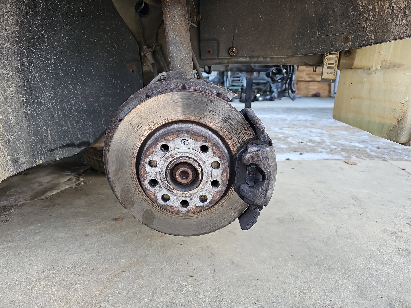 Fuzeta fata dreapta Volkswagen Jetta 3 (1K2) [Fabr 2005-2010] 1.9 TDI BXE 77KW / 105CP - imagine 1