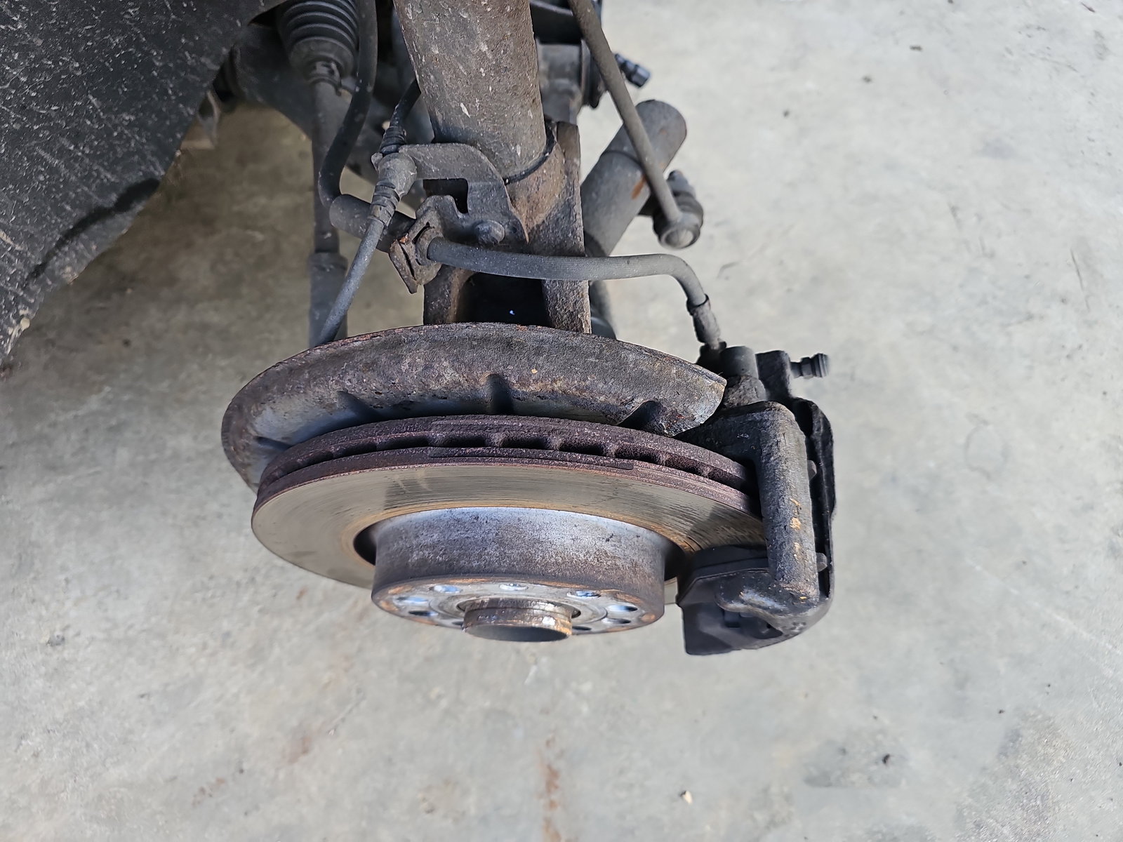 Fuzeta fata dreapta Volkswagen Jetta 3 (1K2) [Fabr 2005-2010] 1.9 TDI BXE 77KW / 105CP - imagine 2