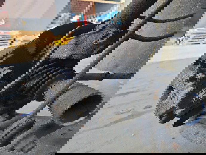 Fuzeta fata dreapta Volkswagen Jetta 3  (1K2) [Fabr 2005-2010] 1.9 TDI BXE 77KW / 105CP