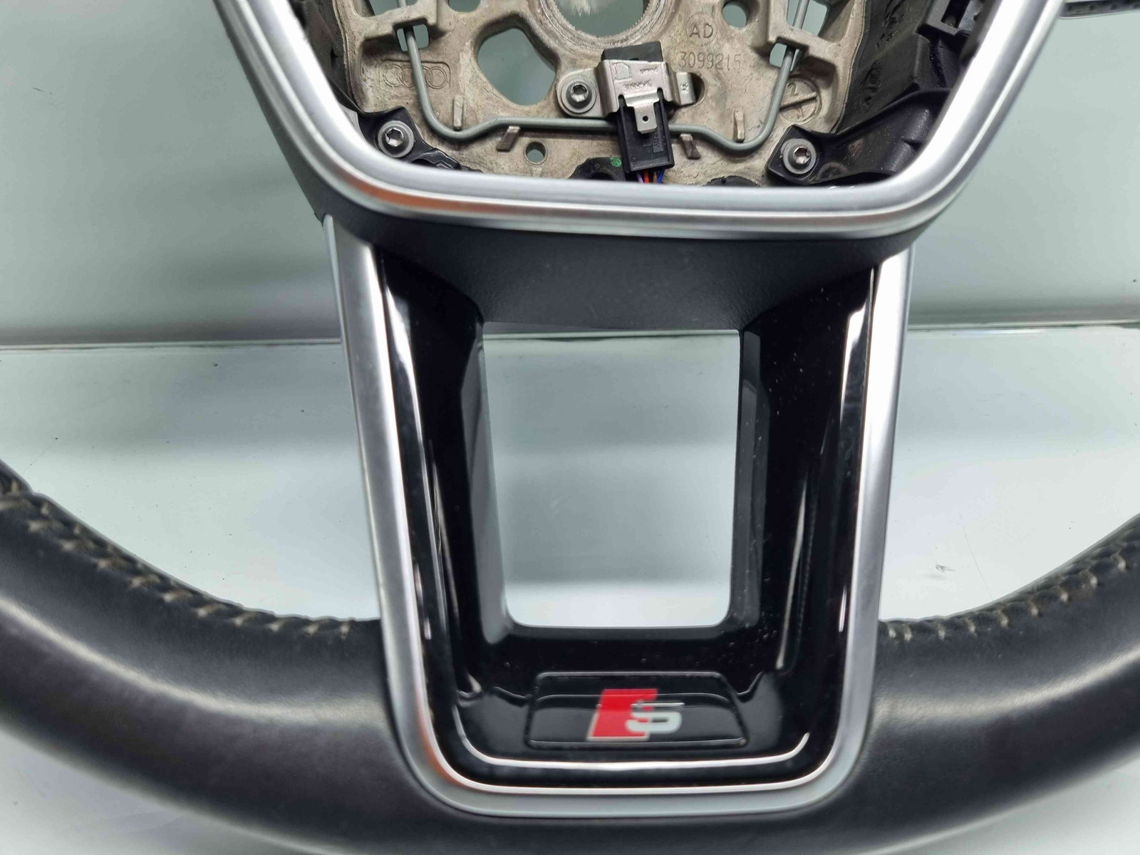 Volan Audi A6 (4A2, C8) S-line [Fabr 2018-2025] 4K0419091F - imagine 4