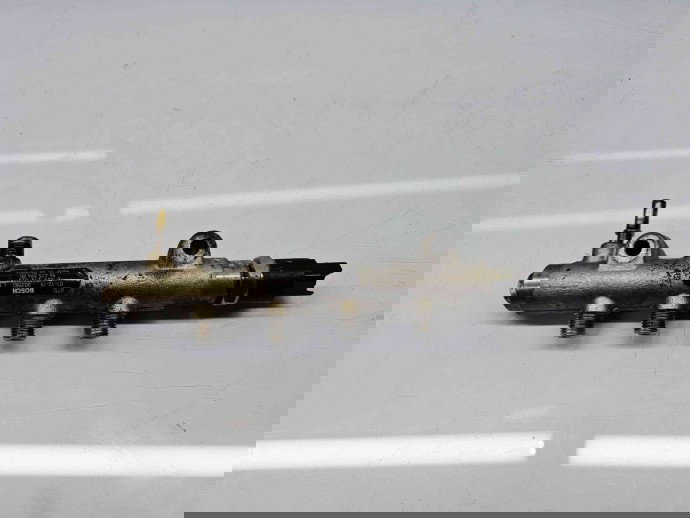 Rampa injectoare  Ford Fiesta 5 [Fabr 2001-2010] 9641509480 1.4 HDI 8HZ 50KW / 68CP