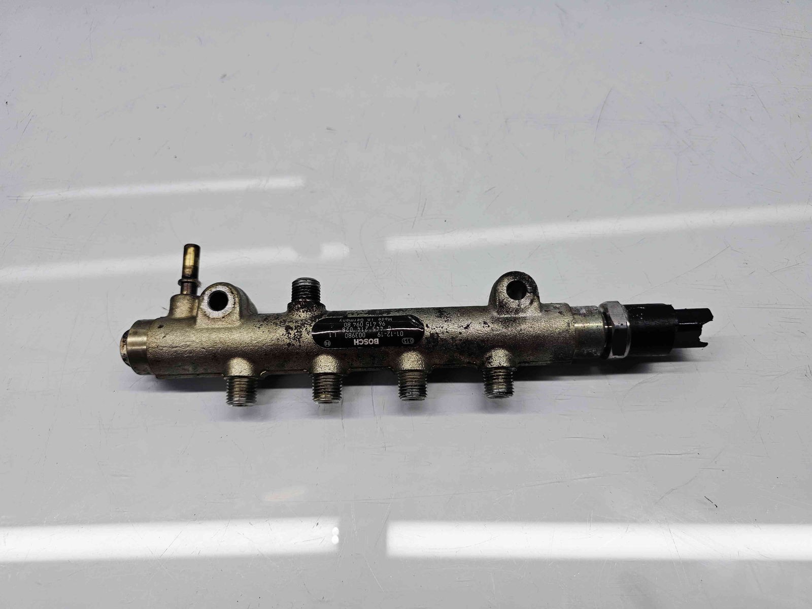 Rampa injectoare Ford Fiesta 5 [Fabr 2001-2010] 9641509480 1.4 HDI 8HZ 50KW / 68CP - imagine 1