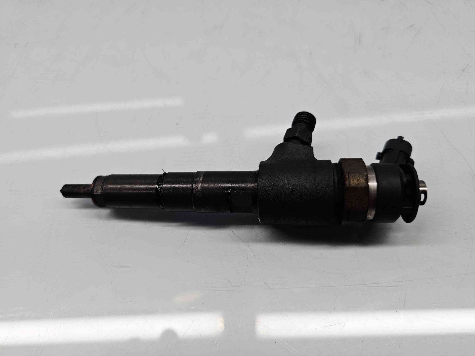 Injector Peugeot 307 [Fabr 2000-2008] 9641496180 1.4 HDI 8HZ 50KW / 68CP - imagine 1