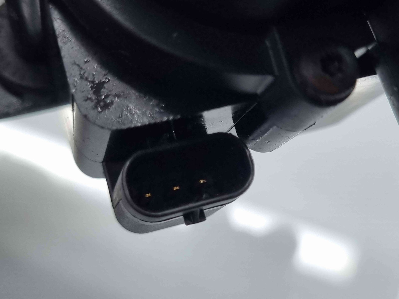 Pompa recirculare apa Volkswagen Golf 6 (5K1) [Fabr 2009-2013] 5N0965561 2.0 TDI CBAB 103KW / 140CP - imagine 3