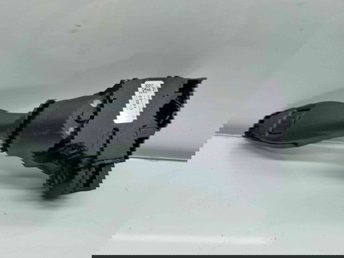  Maneta stergator  Ford Fiesta 6 [Fabr 2008-prezent] 8A6T-17A553-AC